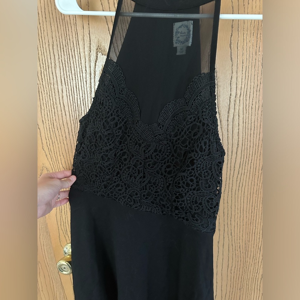 Black dress - Picture 5 of 5